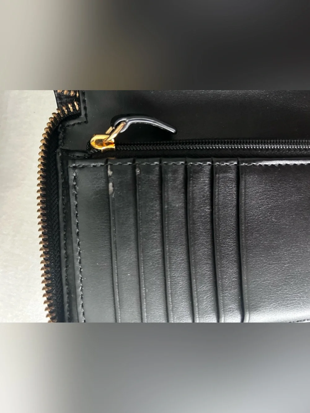 Marc Jacobs Black Pebbled Crossbody Shoulder Bag and matching wrist wallet